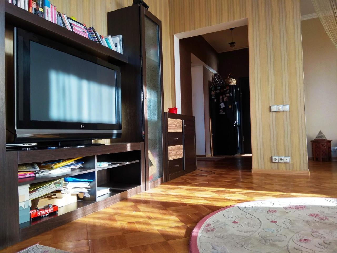 Alabama Mama Apartment Kyiv Exterior photo